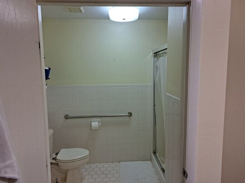 More Photos Of 905 W Ventura Ave, Clewiston Medical For Sale