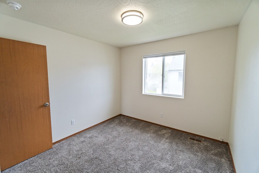 More Photos Of 1405 E Gilbert Ave, Coeur d'Alene Apartments For Sale