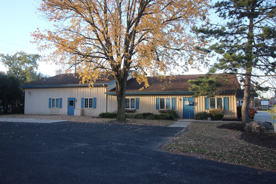 Primary Photo Of 614 N Main St, North Webster Office For Sale