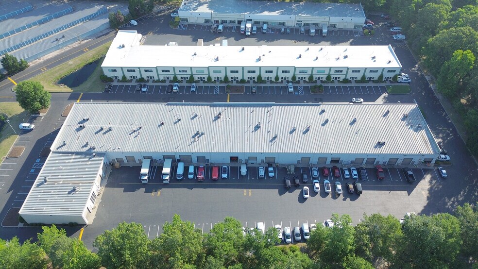 More Photos Of 1620 Centerville Tpke, Virginia Beach Light Manufacturing For Lease