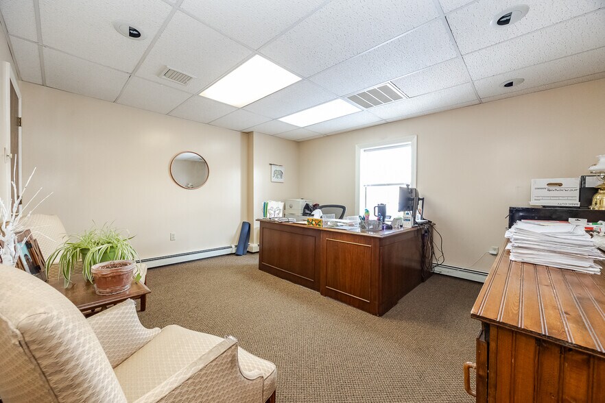 More Photos Of 67-73 Harry St, Conshohocken Office For Lease