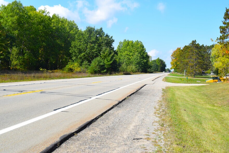 More Photos Of 8568 Ludington Dr, Lake Land For Sale