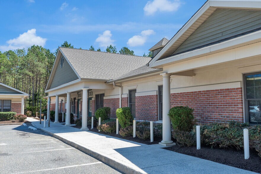 More Photos Of 314 Chris Gaupp Dr, Galloway Medical For Lease