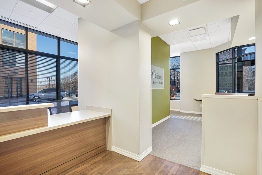 More Photos Of 3820 Grand Way, Saint Louis Park Apartments For Lease