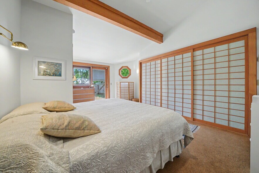 More Photos Of 21376 Consolation St, Volcano Specialty For Sale