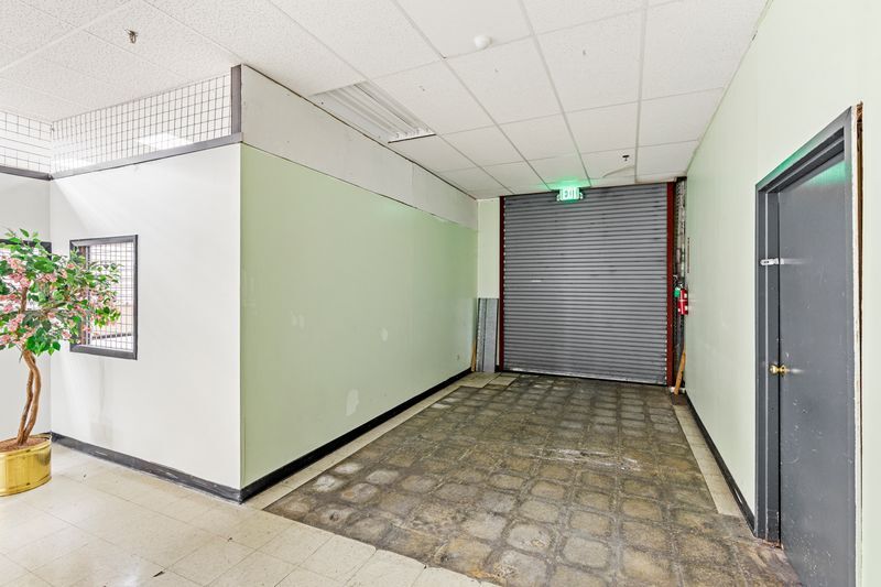 More Photos Of 5340-5364 Broadway, Merrillville Storefront For Sale