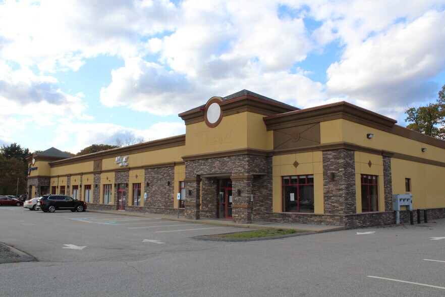 Primary Photo Of 340 E Main St, Milford Restaurant For Lease