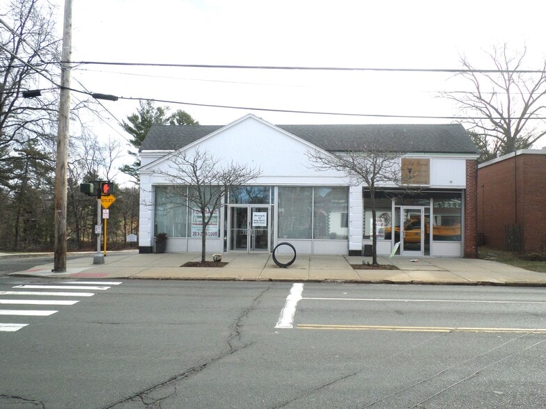 Primary Photo Of 1231 Whitney Ave, Hamden Storefront For Sale