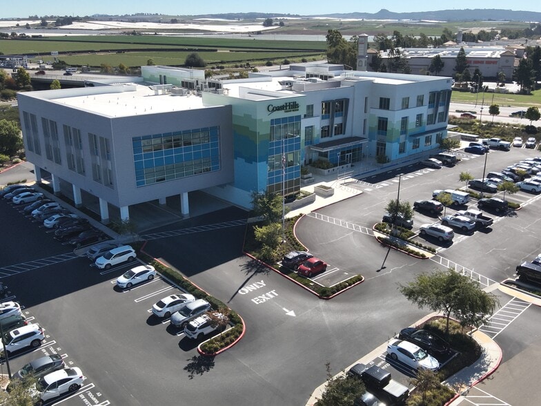 More Photos Of 1075 E Betteravia Rd, Santa Maria Office For Lease