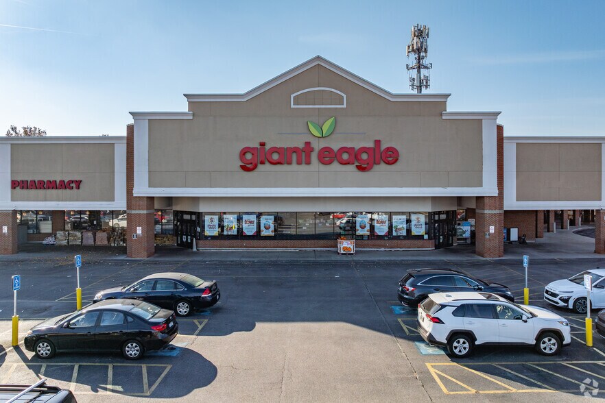 More Photos Of 21593-21929 Lorain Rd, Cleveland Unknown For Lease