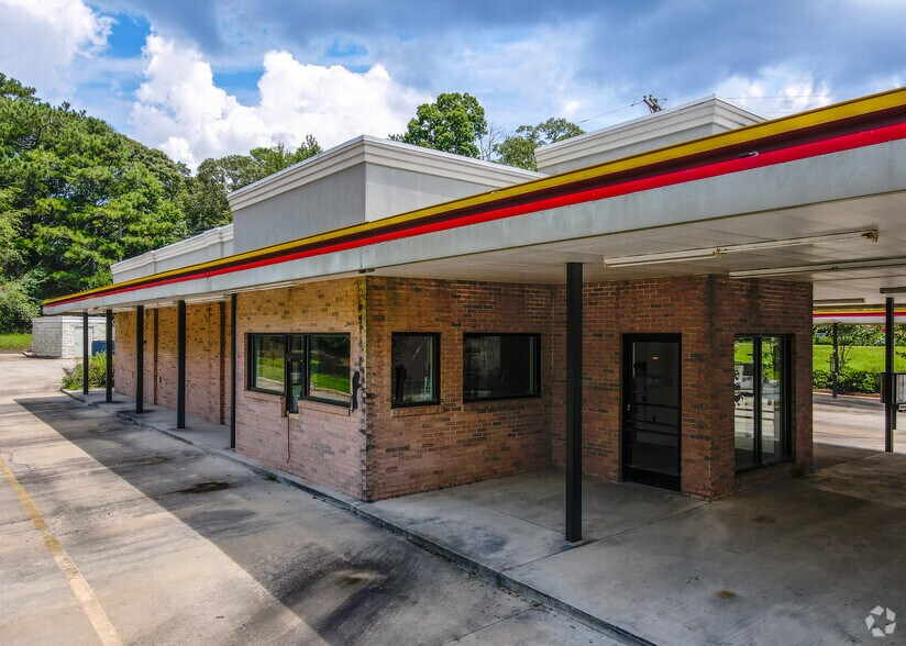 More Photos Of 64 Carriage Oaks Dr, Tyrone Restaurant For Lease