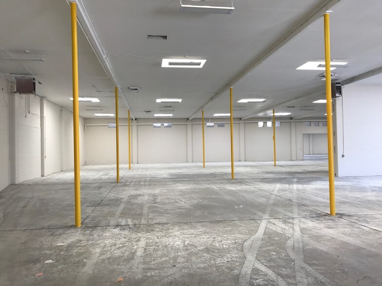 More Photos Of 920 S 500 W, Salt Lake City Manufacturing For Lease