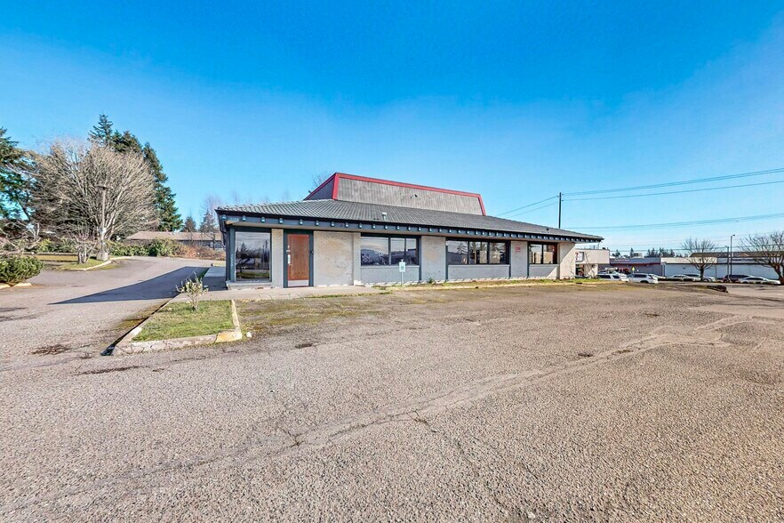 More Photos Of 3558 Wheaton Way, Bremerton Restaurant For Sale