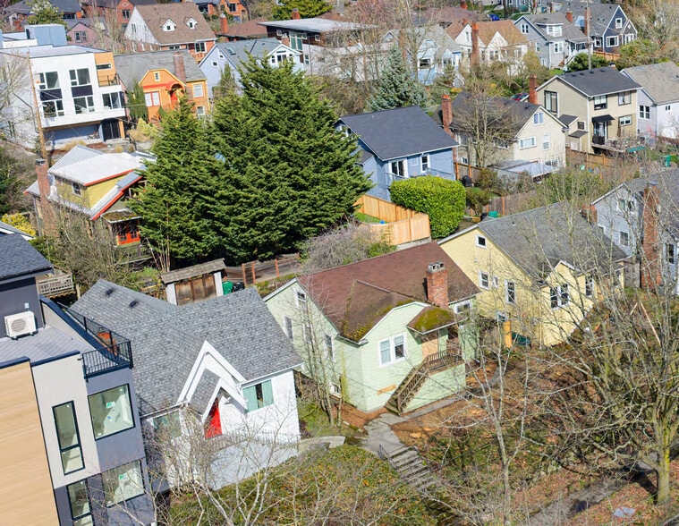 More Photos Of 828 NW Market St, Seattle Land For Sale