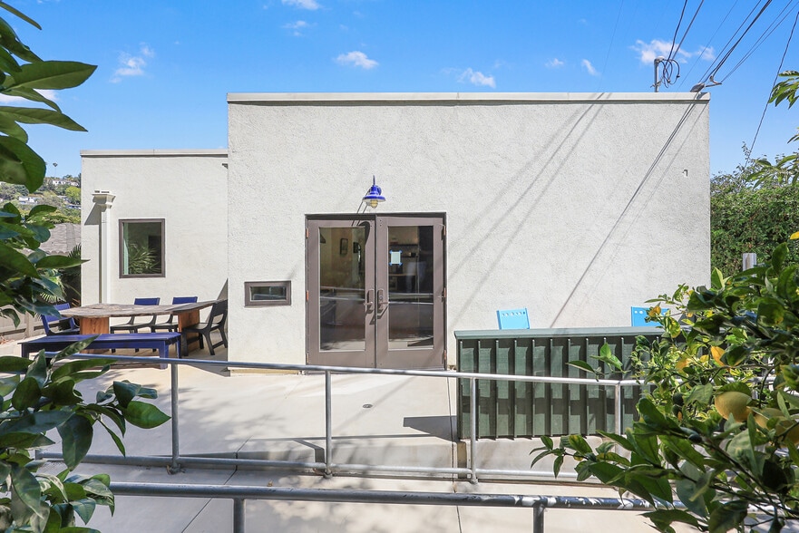 More Photos Of 1913-1915 Hyperion Ave, Los Angeles Loft Creative Space For Sale