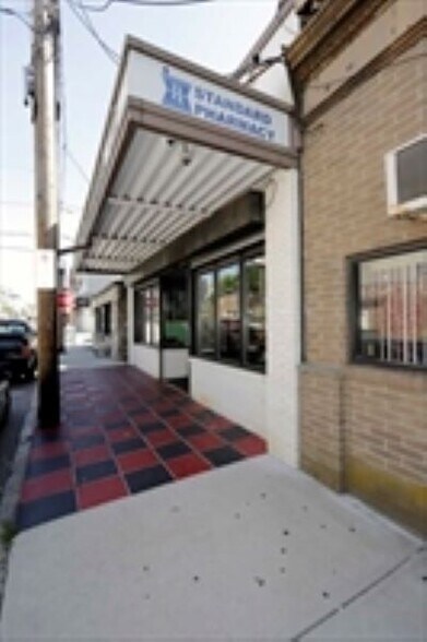 More Photos Of 246 E Main St, Fall River Drugstore For Sale