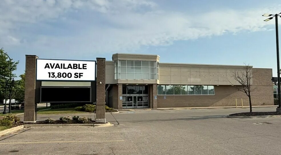 More Photos Of 13550 W 9 Mile Rd, Oak Park Freestanding For Lease