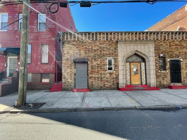 More Photos Of 126 Baldwin Ave, Jersey City Storefront Retail Residential For Lease