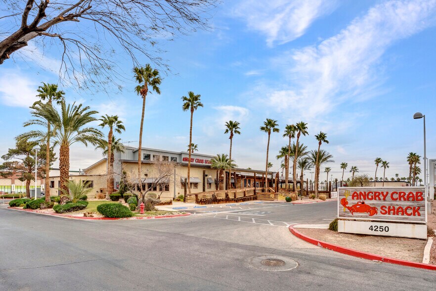 More Photos Of 4250 E Sunset Rd, Henderson Restaurant For Sale