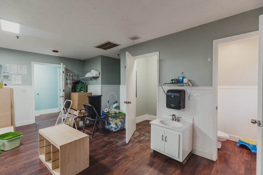 More Photos Of 62 Wax Rd, Silver Creek Daycare Center For Sale