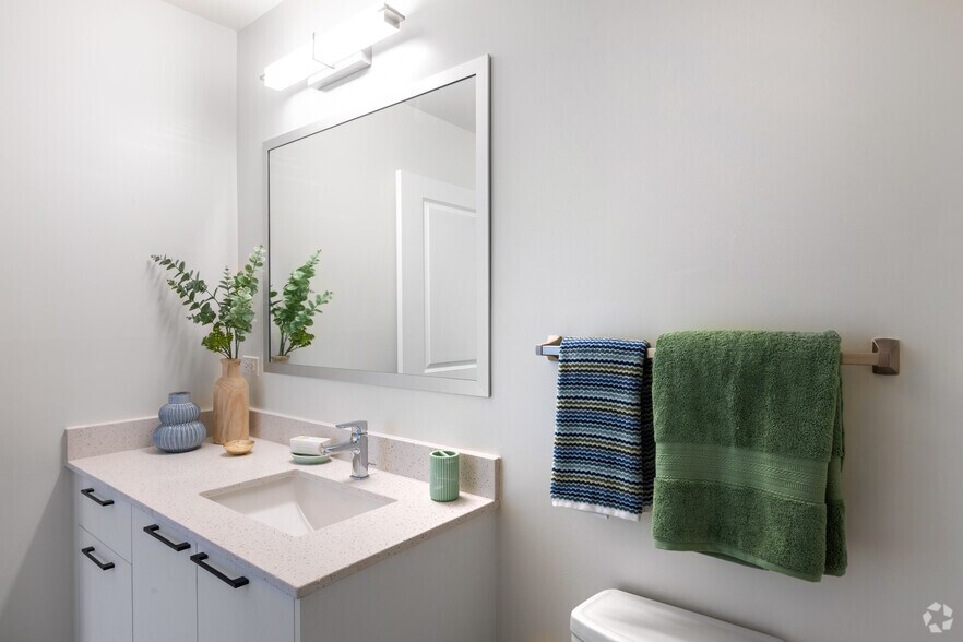 More Photos Of 8205 Commerce, Miami Lakes Apartments For Lease