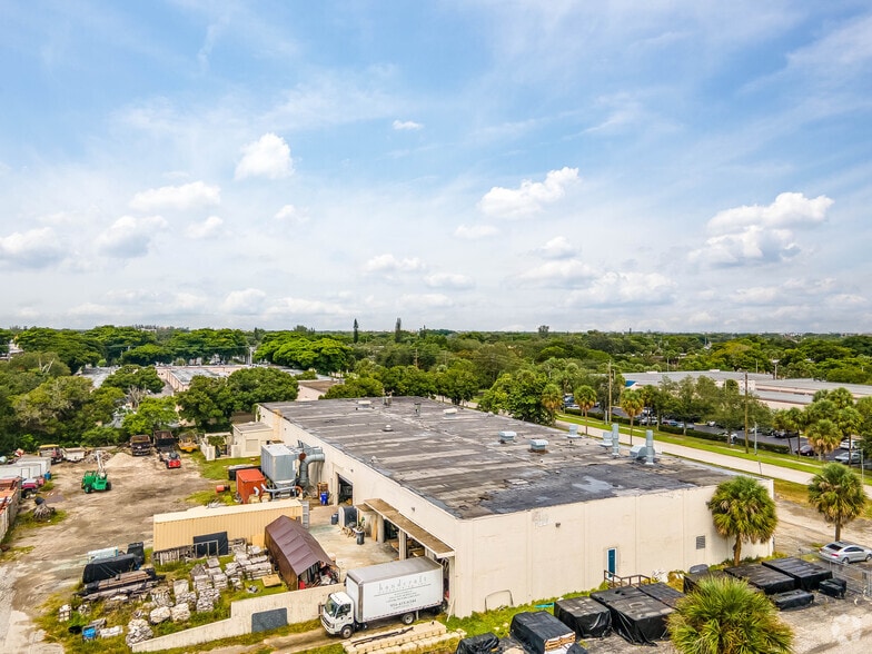 More Photos Of 1498 NW 3rd St, Deerfield Beach Manufacturing For Sale
