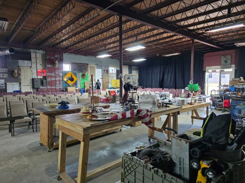 More Photos Of 201 Saint Nicholas Ave, Brewton General Retail For Sale