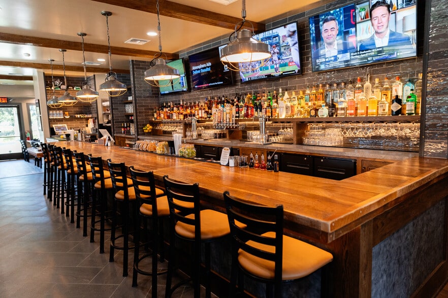 More Photos Of 1902 Creston Rd, Paso Robles Restaurant For Sale