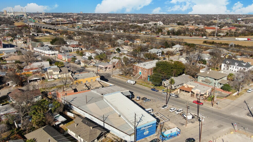 More Photos Of , San Antonio General Retail For Sale