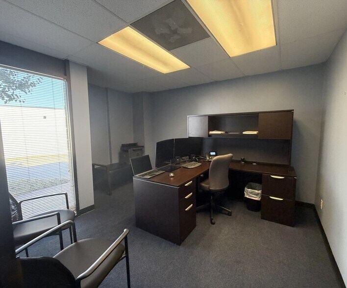 More Photos Of 1110 Appleton Dr, Nashville Light Distribution For Lease