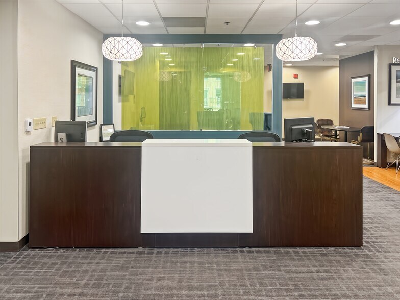 More Photos Of 601 Pennsylvania Ave NW, Washington Office For Lease