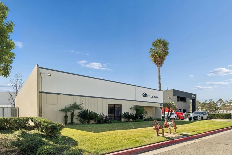 More Photos Of 5130 E Hunter Ave, Anaheim Warehouse For Sale