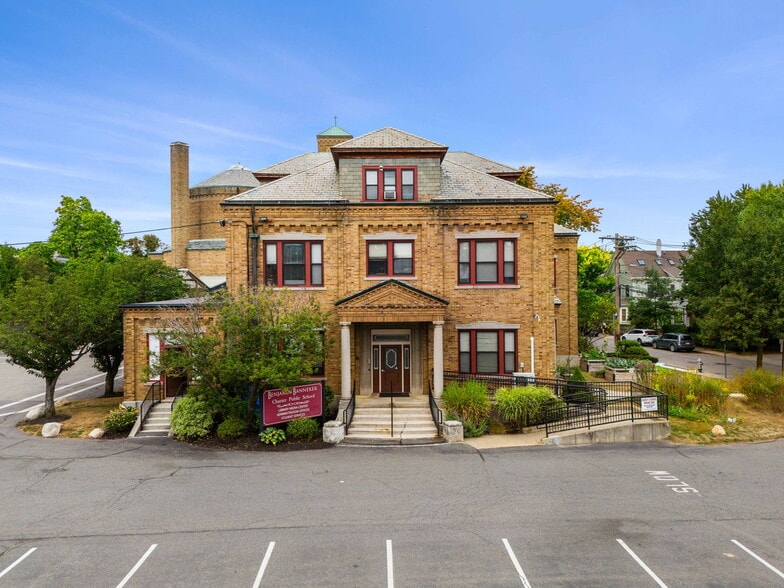More Photos Of 35 Middlesex St, Cambridge Schools For Lease