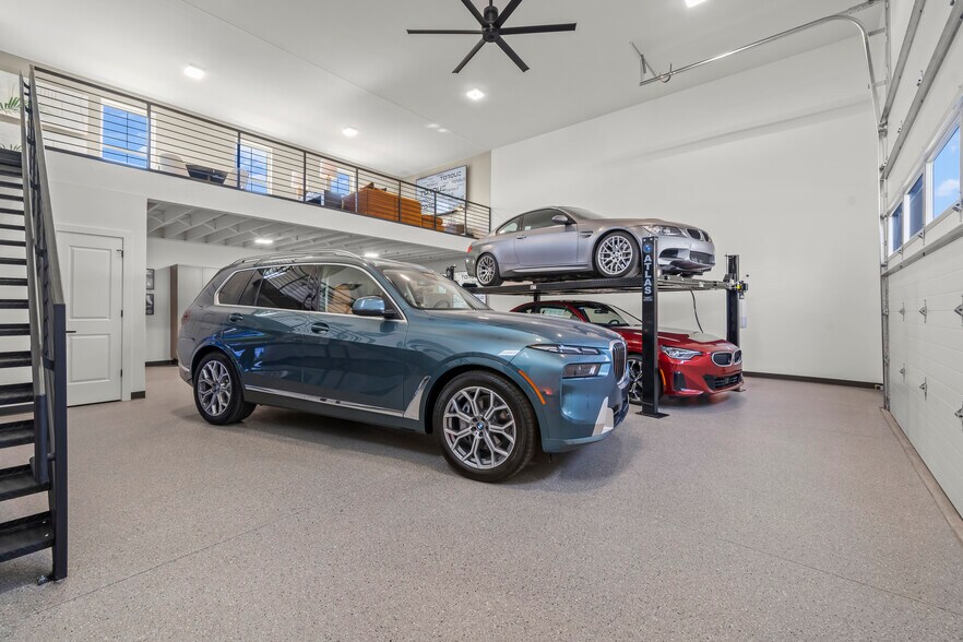 More Photos Of 4477 34th Ave, Cincinnati Self Storage For Sale