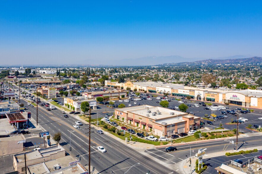 More Photos Of 13401-13469 Telegraph Rd, Whittier Unknown For Lease