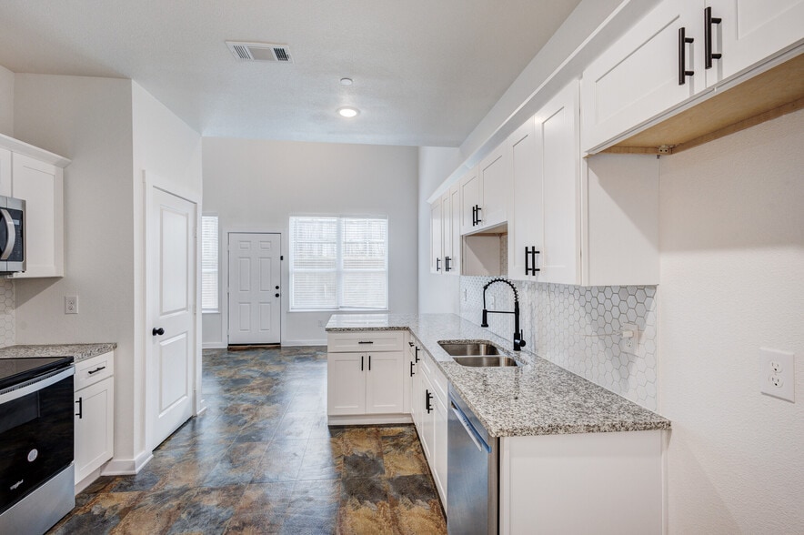 More Photos Of 3202 Wexford Dr, Garland Multifamily For Sale