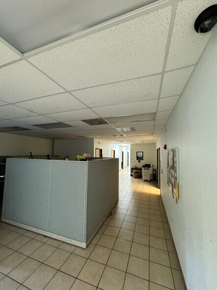 More Photos Of 1060 MacKintosh Dr, Brownsville Office For Sale