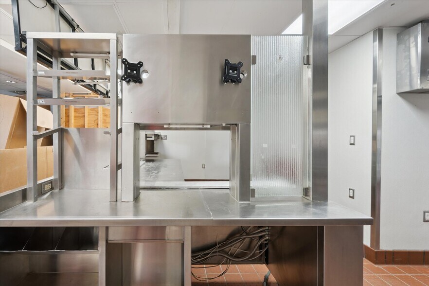 More Photos Of 1601 Butler Ave, Tybee Island Restaurant For Lease