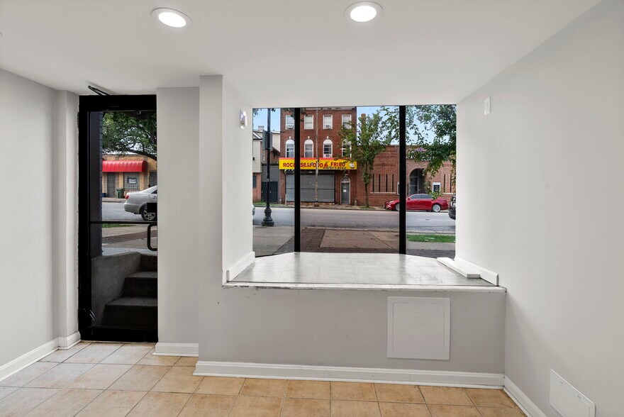 More Photos Of 4710 Liberty Heights Ave, Baltimore General Retail For Sale