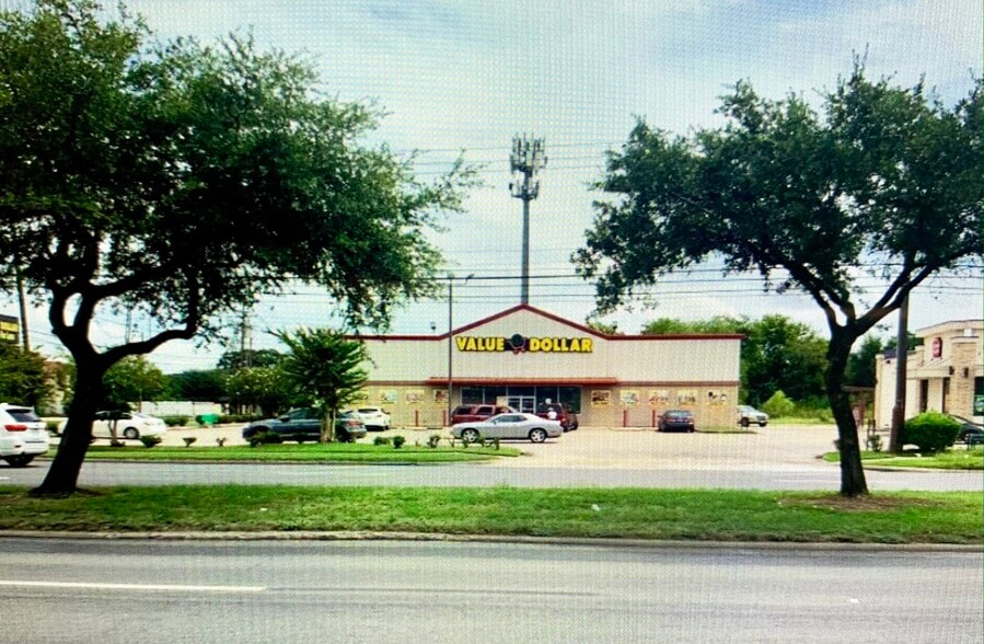 More Photos Of 6703 Telephone Rd, Houston Freestanding For Sale