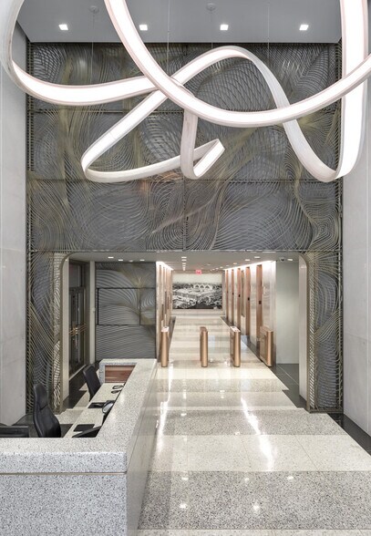 More Photos Of 450 7th Ave, New York Office For Lease