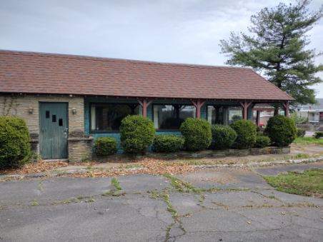 More Photos Of 11401 Pennsylvania 61 Hwy, Mount Carmel Hotel For Sale