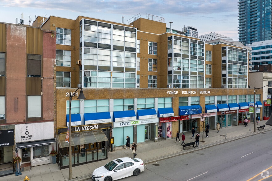 More Photos Of 2401 Yonge St, Toronto Medical For Lease