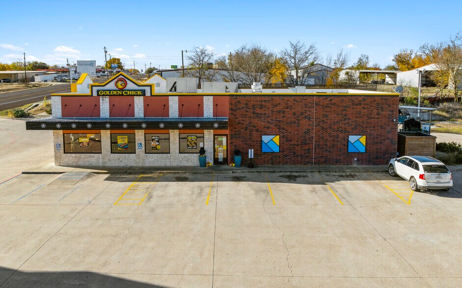 More Photos Of 1036 N Patrick St, Dublin General Retail For Sale