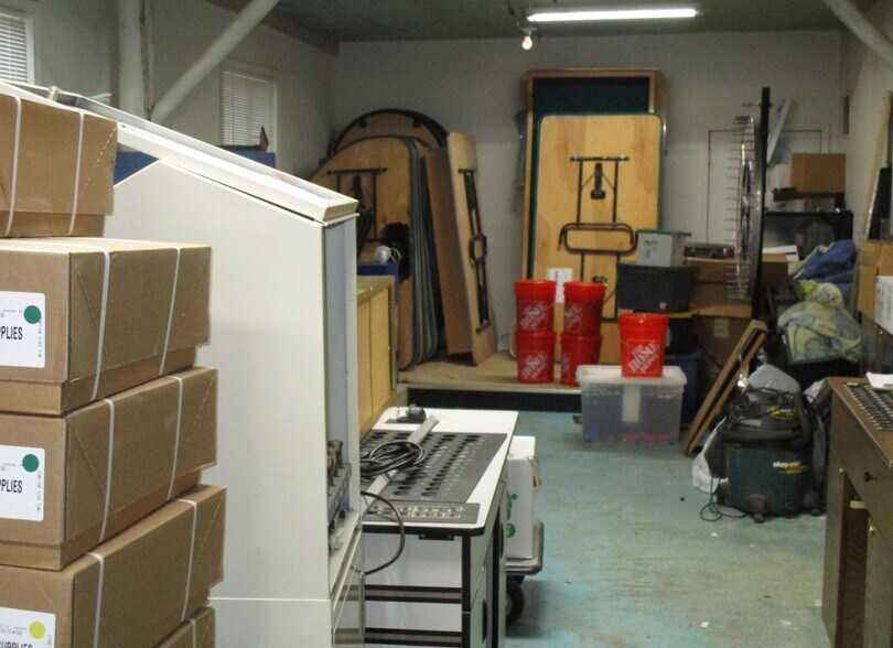 More Photos Of 4735 S Straits Hwy, Indian River General Retail For Sale