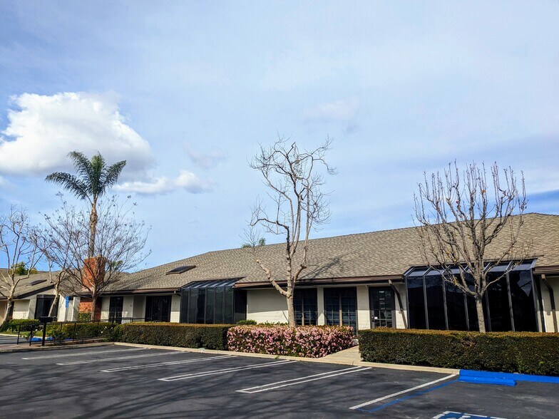 More Photos Of 3151 Airway Ave, Costa Mesa Medical For Sale