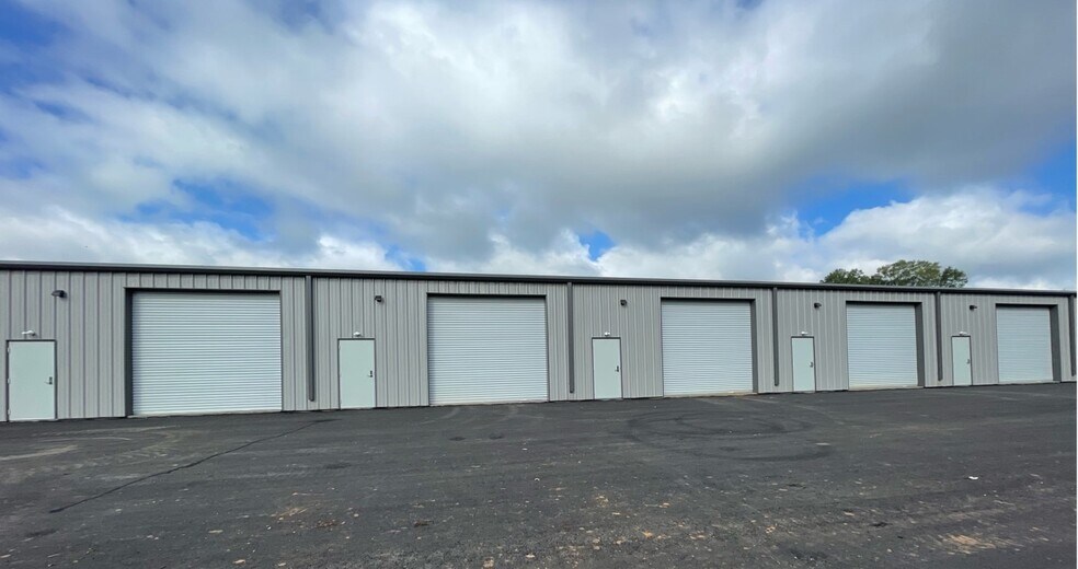More Photos Of 1661 Inman Rd, Wellford Industrial For Lease