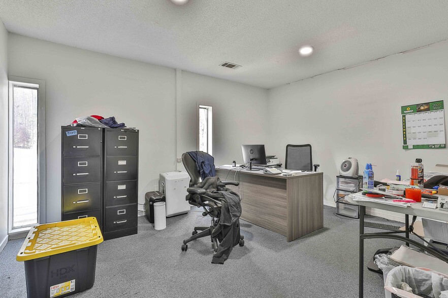 More Photos Of , Peachtree City Unknown For Sale