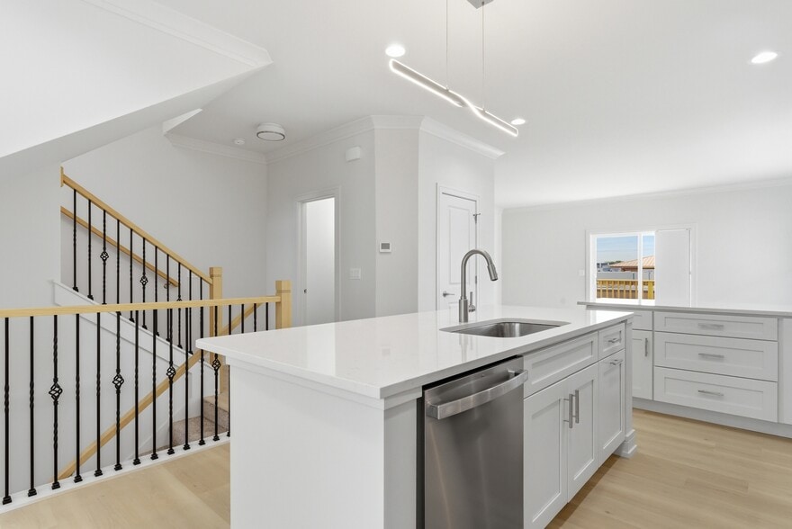 More Photos Of 214 N Walnut St, Bensenville Apartments For Sale