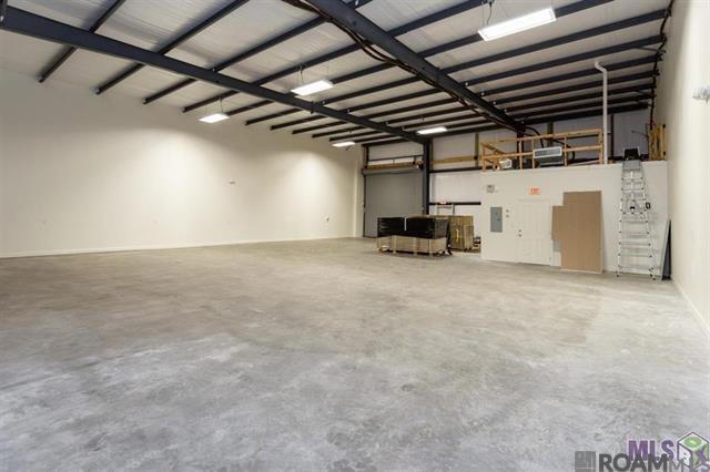 More Photos Of 10163 Patriot Dr, Baton Rouge Warehouse For Lease